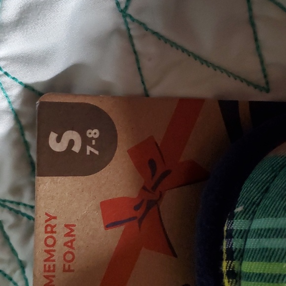 Papa Bear Plaid Dearfoam Slippers - Picture 4 of 7